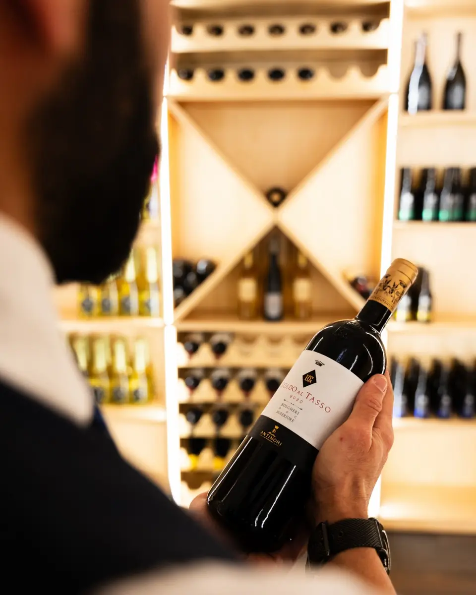 Il servizio del vino da Sabìa