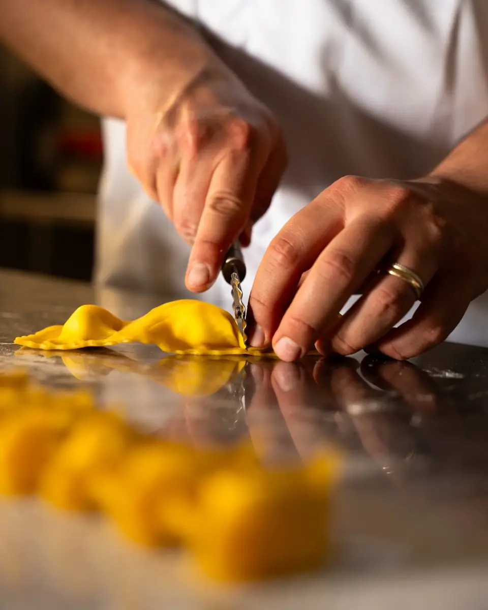 Pasta fresca sul marmo